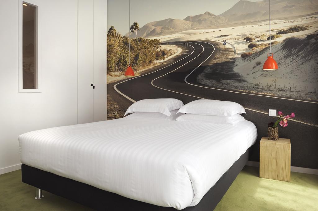 L'Echappee Belle Hotel LʼIsle-Jourdain Kültér fotó